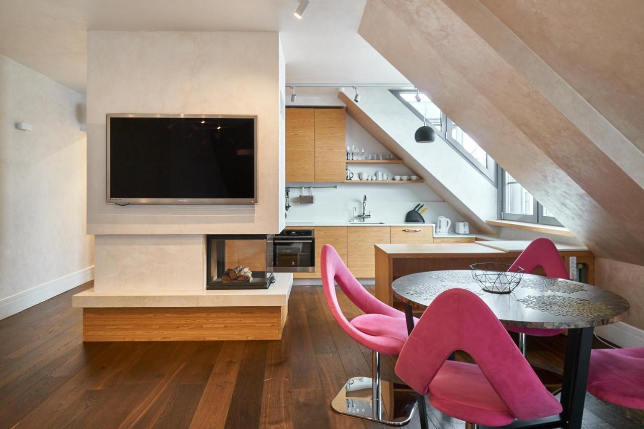Emi Apartment Riga Ngoại thất bức ảnh