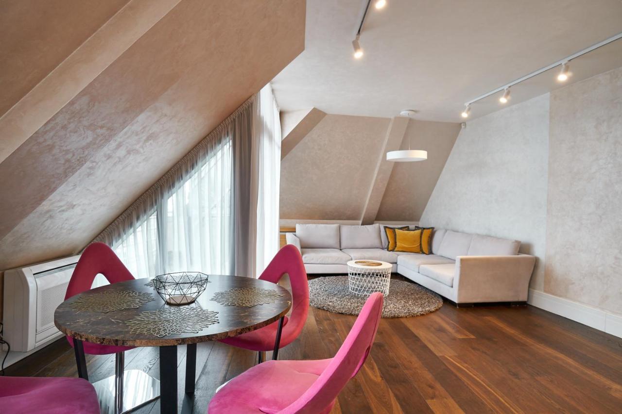 Emi Apartment Riga Ngoại thất bức ảnh